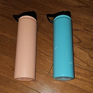 Set of Two Insulated Water Bottles - Peach and Blue